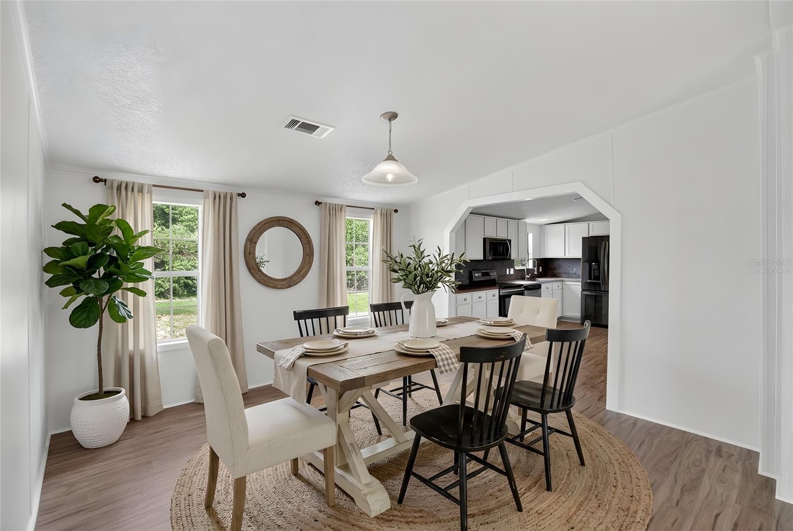 9150 WOOD TERRACE DR, TAMPA, FL, 33637