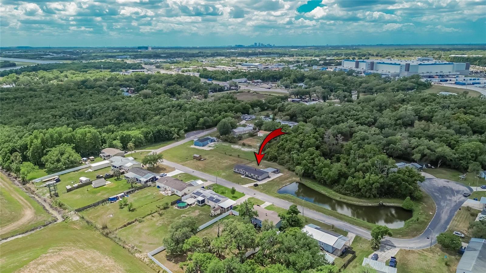 9150 WOOD TERRACE DR, TAMPA, FL, 33637