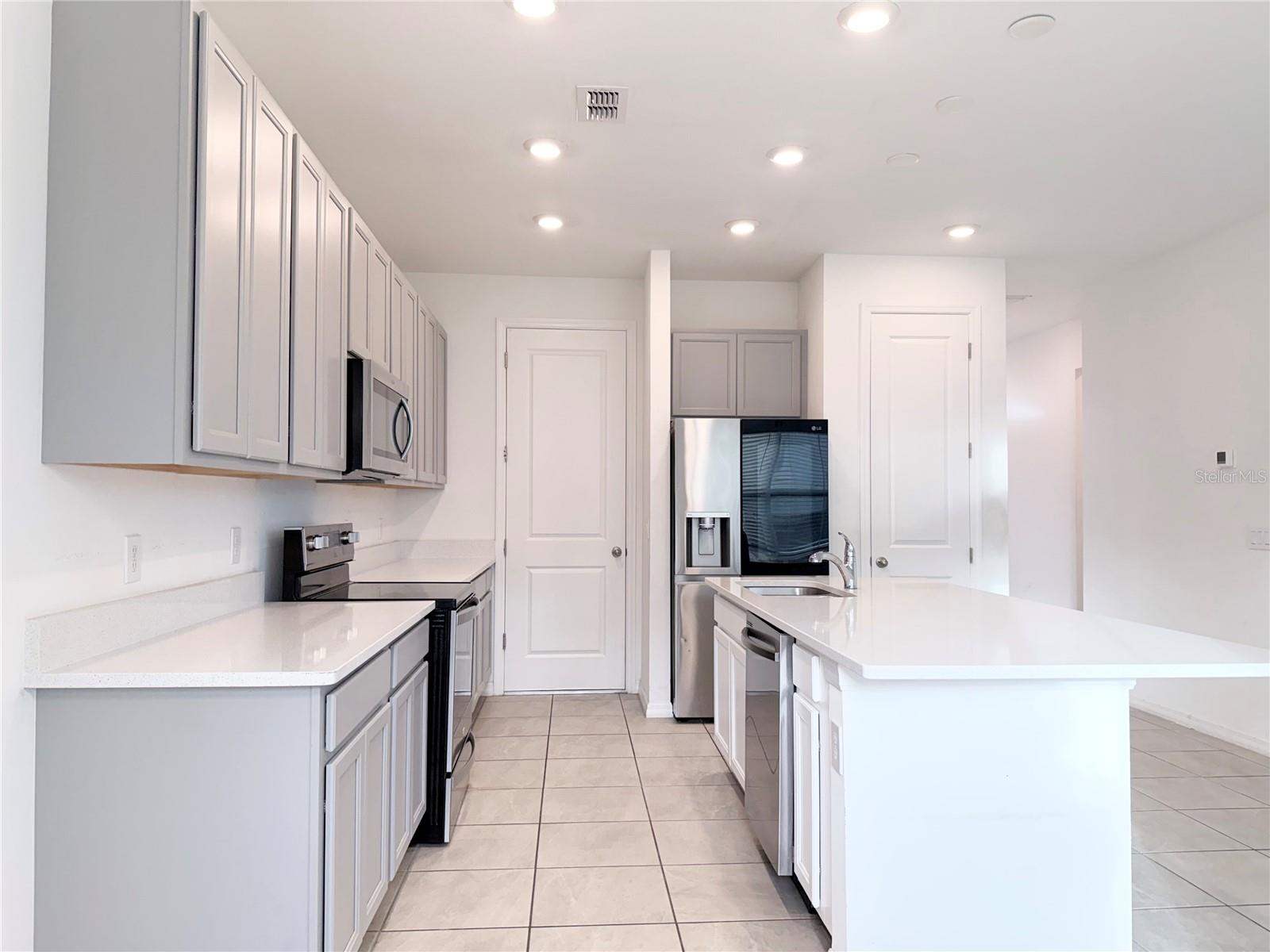 1542 DISCOVERY ST, DAVENPORT, FL, 33896