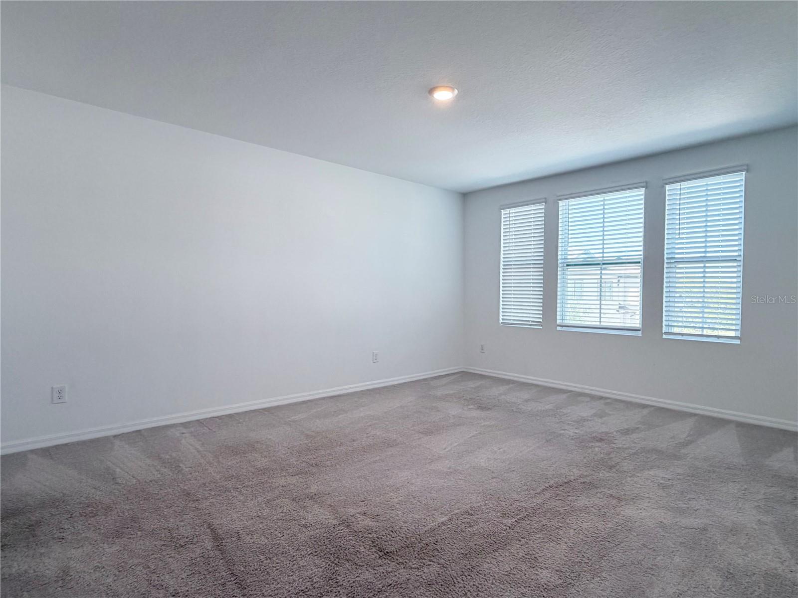 1542 DISCOVERY ST, DAVENPORT, FL, 33896