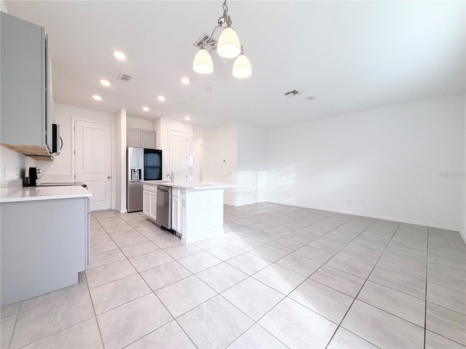 1542 DISCOVERY ST, DAVENPORT, FL, 33896