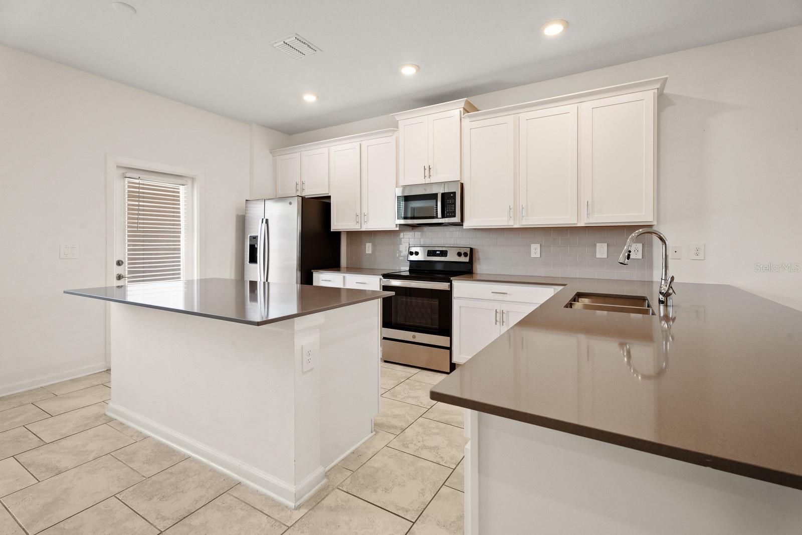 1838 TOHOQUA BLVD, KISSIMMEE, FL, 34744