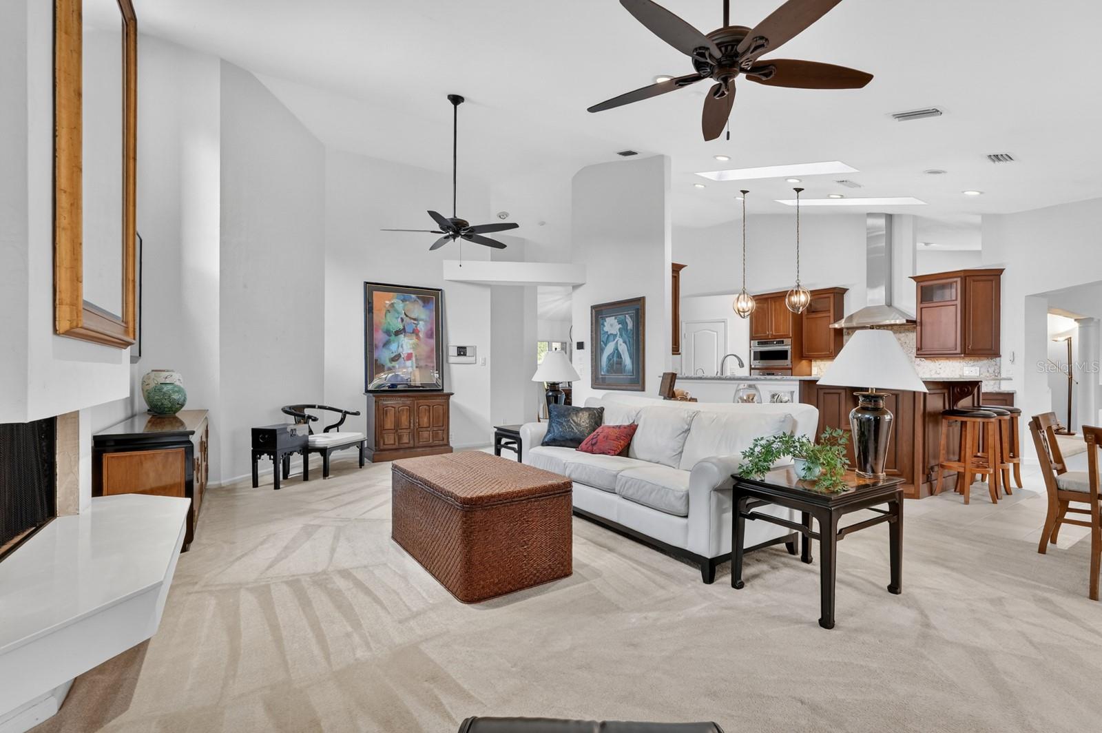 923 CLUB HOUSE BLVD, NEW SMYRNA BEACH, FL, 32168