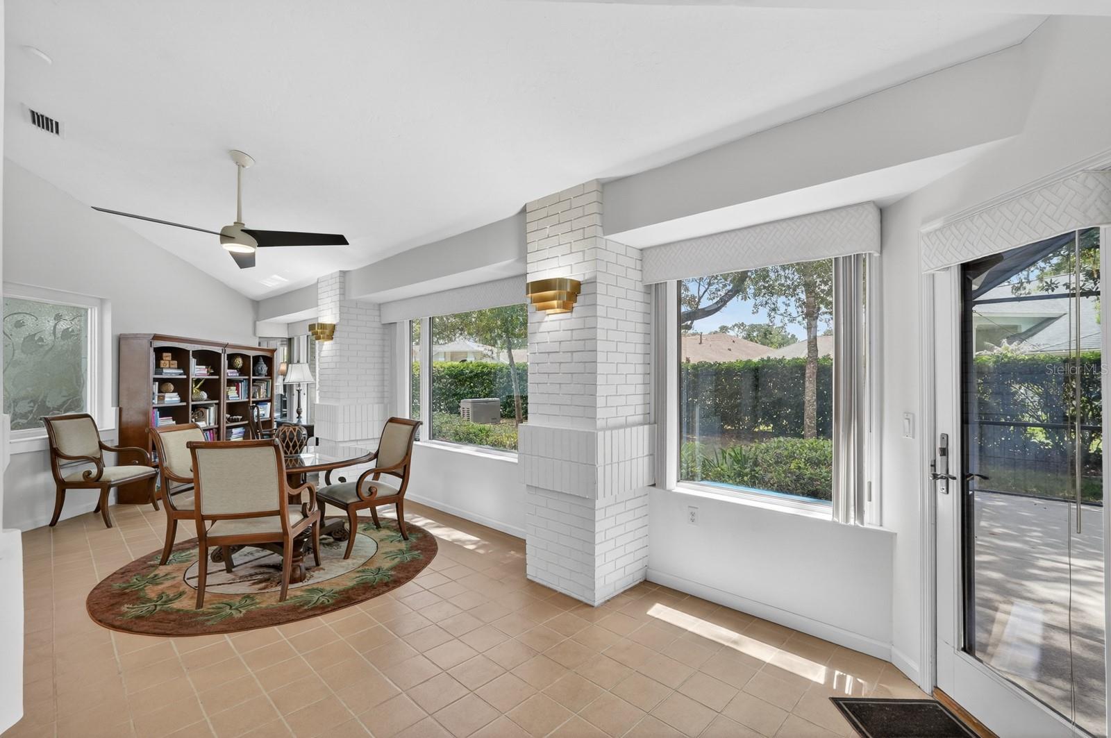 923 CLUB HOUSE BLVD, NEW SMYRNA BEACH, FL, 32168