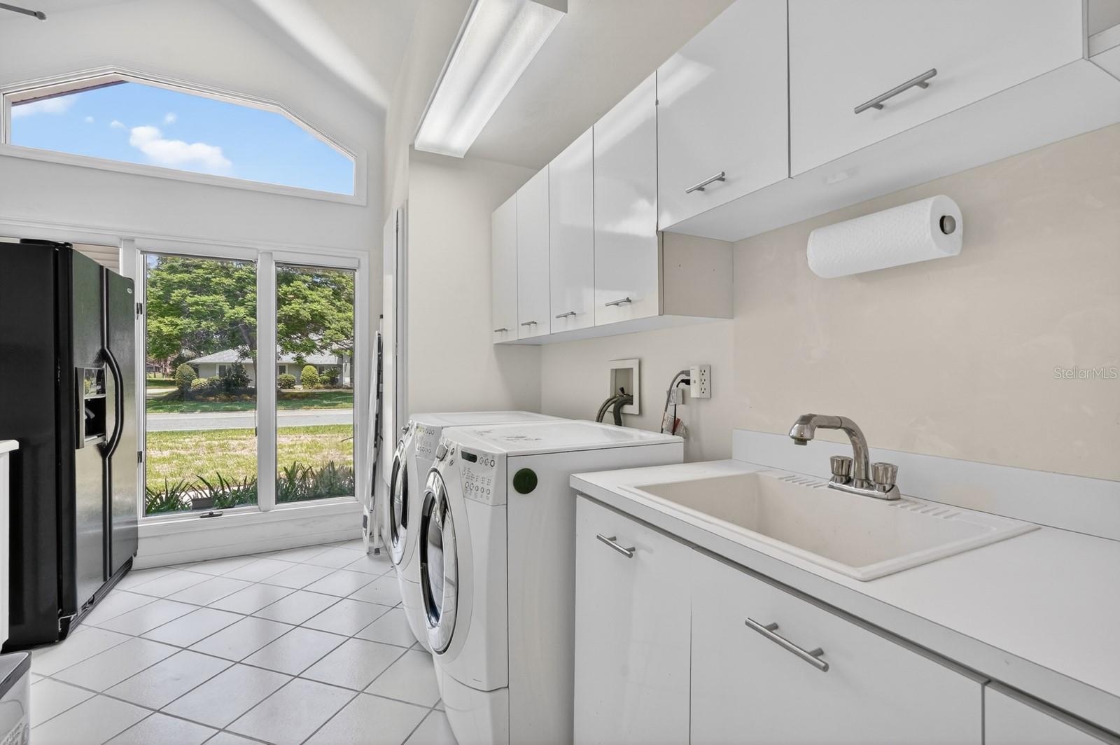 923 CLUB HOUSE BLVD, NEW SMYRNA BEACH, FL, 32168