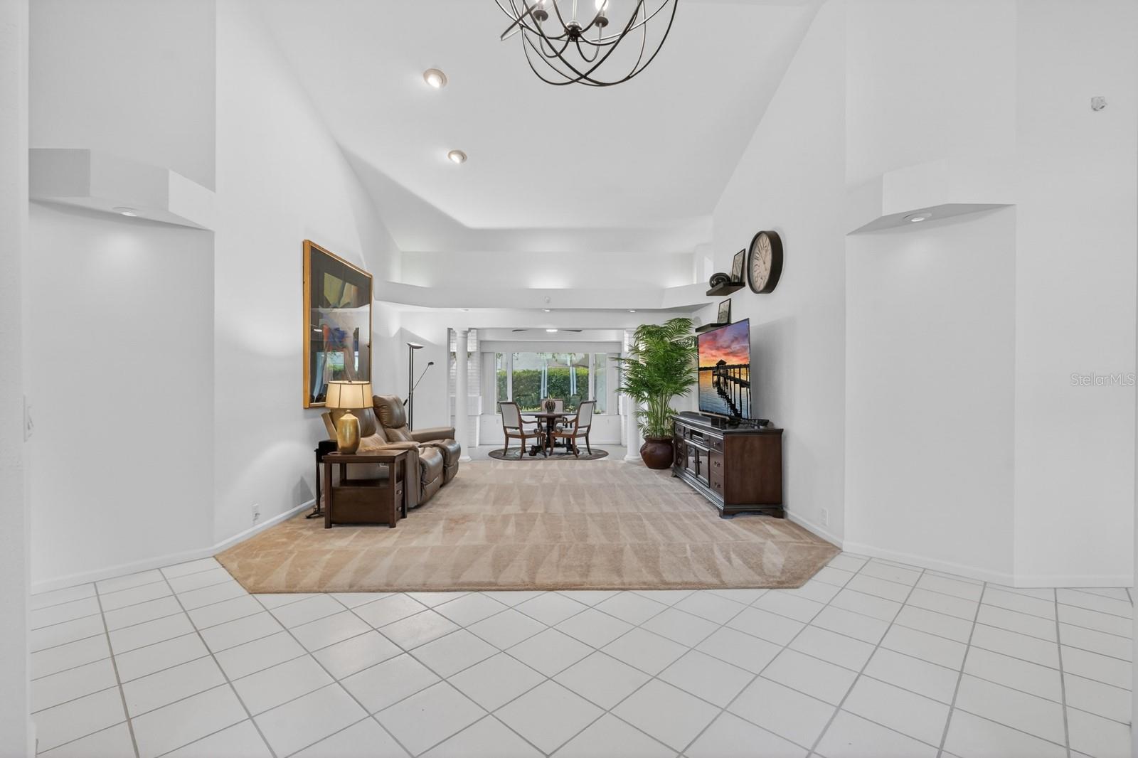 923 CLUB HOUSE BLVD, NEW SMYRNA BEACH, FL, 32168