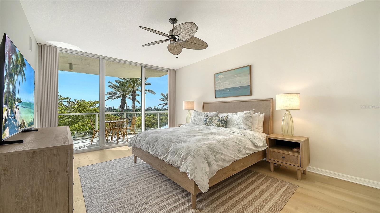 1800 BENJAMIN FRANKLIN DR #B308, SARASOTA, FL, 34236