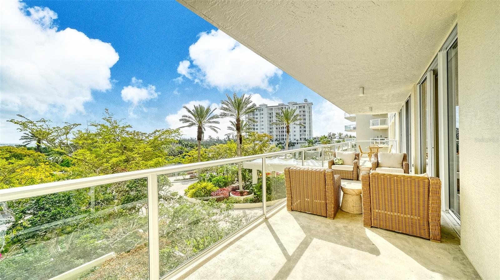 1800 BENJAMIN FRANKLIN DR #B308, SARASOTA, FL, 34236