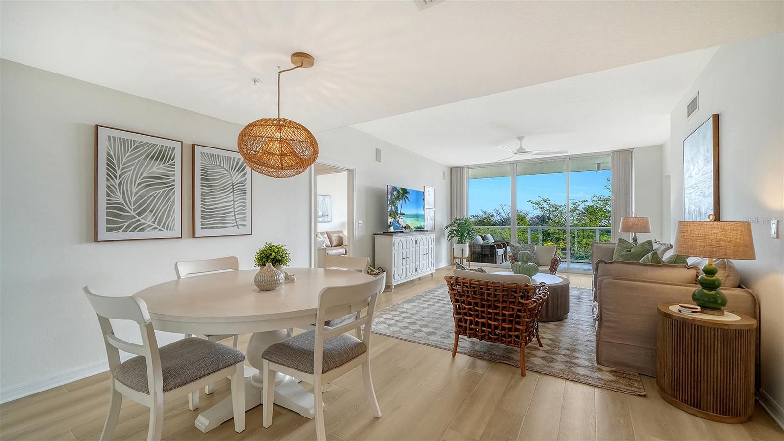 1800 BENJAMIN FRANKLIN DR #B308, SARASOTA, FL, 34236