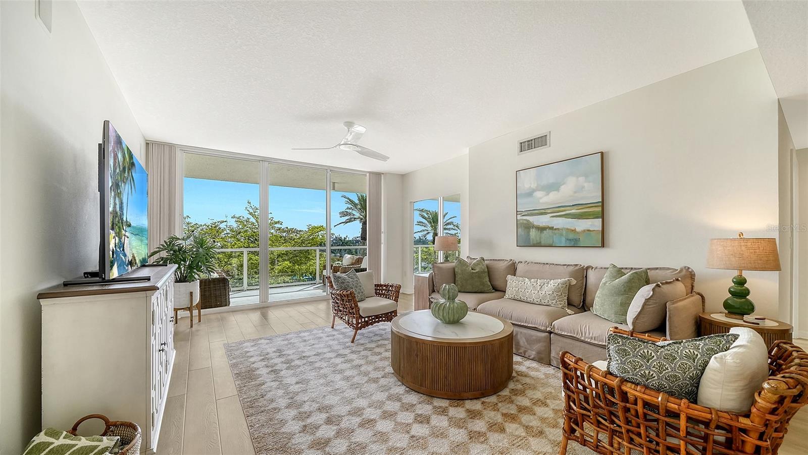 1800 BENJAMIN FRANKLIN DR #B308, SARASOTA, FL, 34236