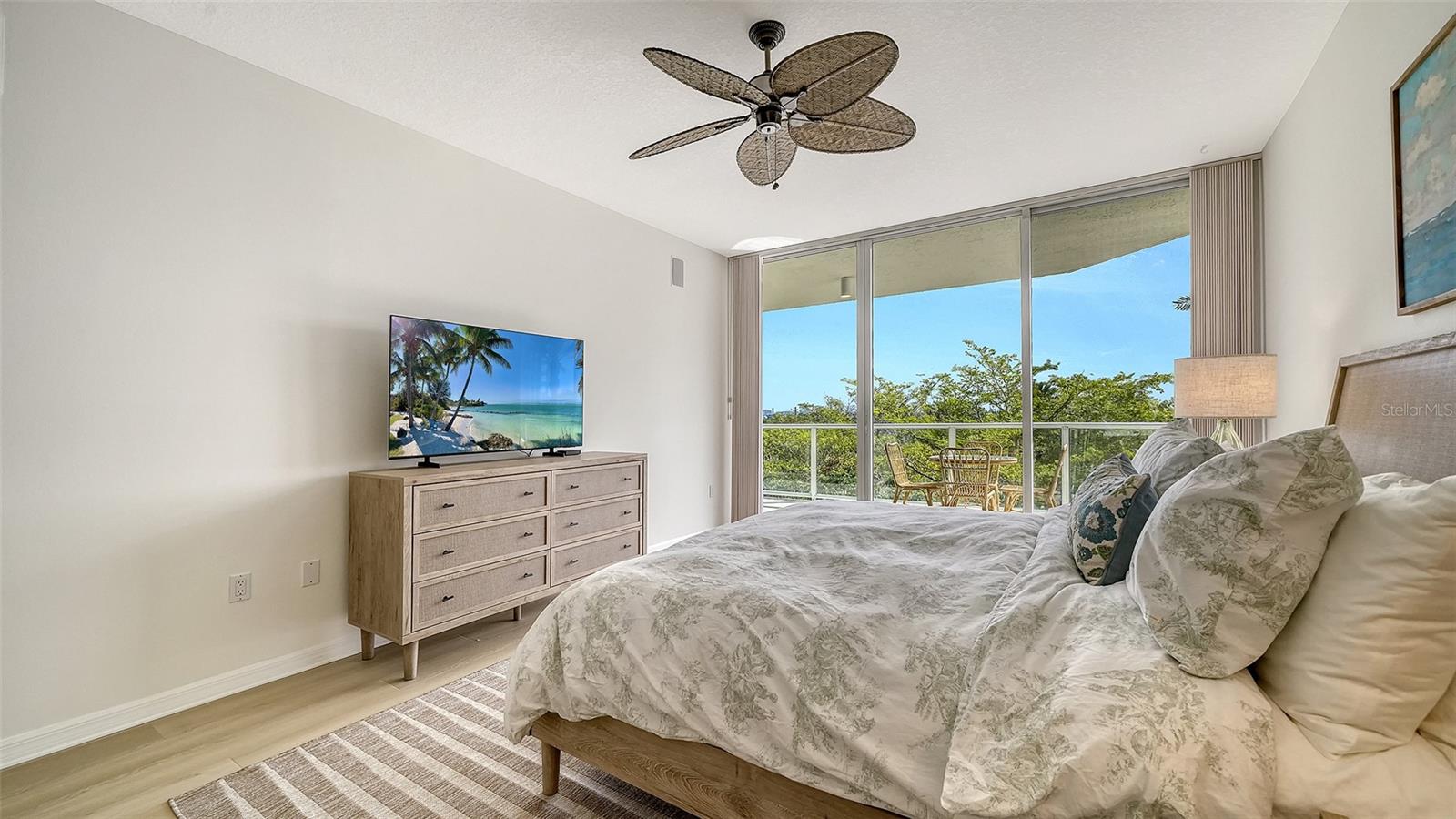 1800 BENJAMIN FRANKLIN DR #B308, SARASOTA, FL, 34236