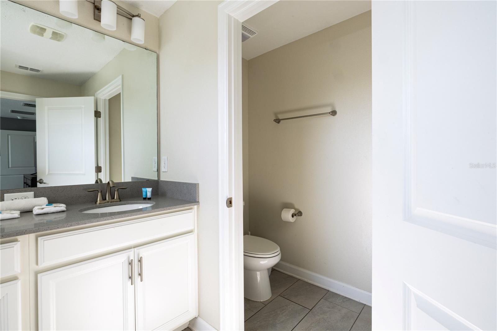 356 OCEAN COURSE AVE, DAVENPORT, FL, 33896