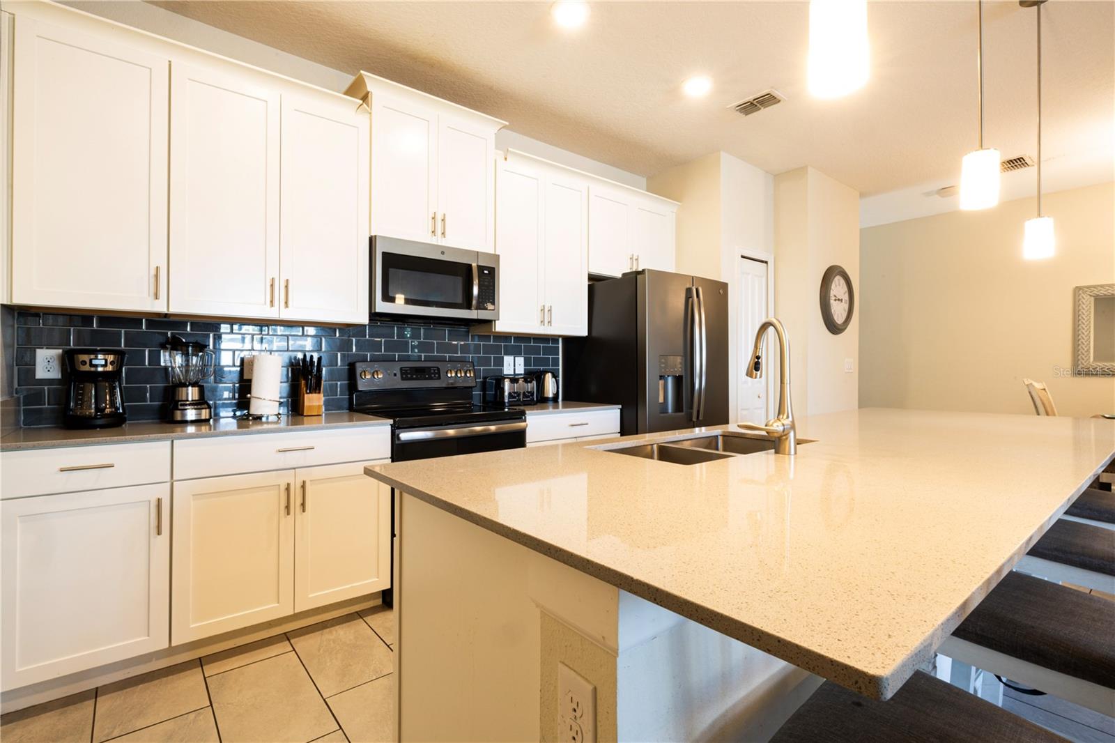 356 OCEAN COURSE AVE, DAVENPORT, FL, 33896