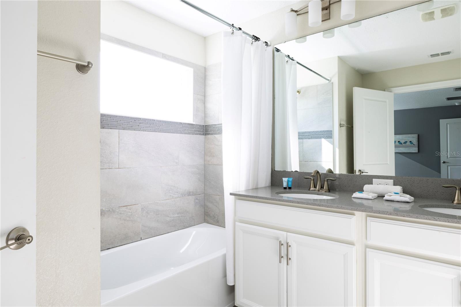 356 OCEAN COURSE AVE, DAVENPORT, FL, 33896