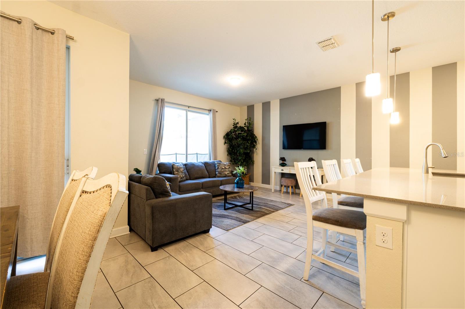 356 OCEAN COURSE AVE, DAVENPORT, FL, 33896