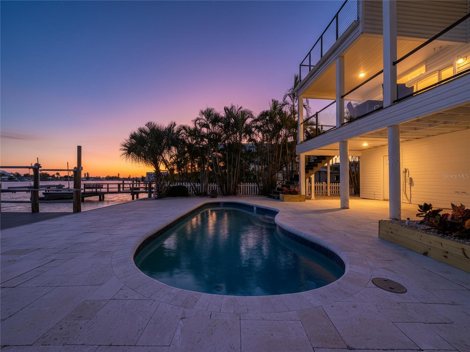 8485 BLIND PASS DR, TREASURE ISLAND, FL, 33706