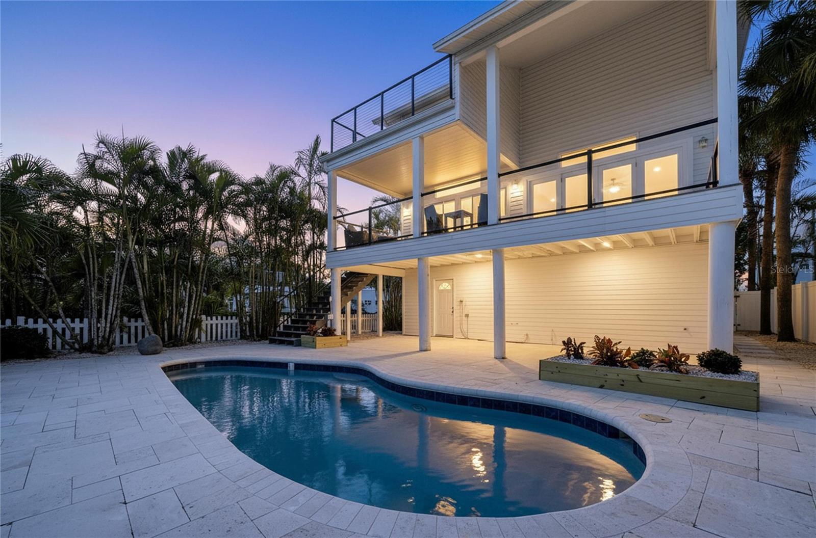 8485 BLIND PASS DR, TREASURE ISLAND, FL, 33706
