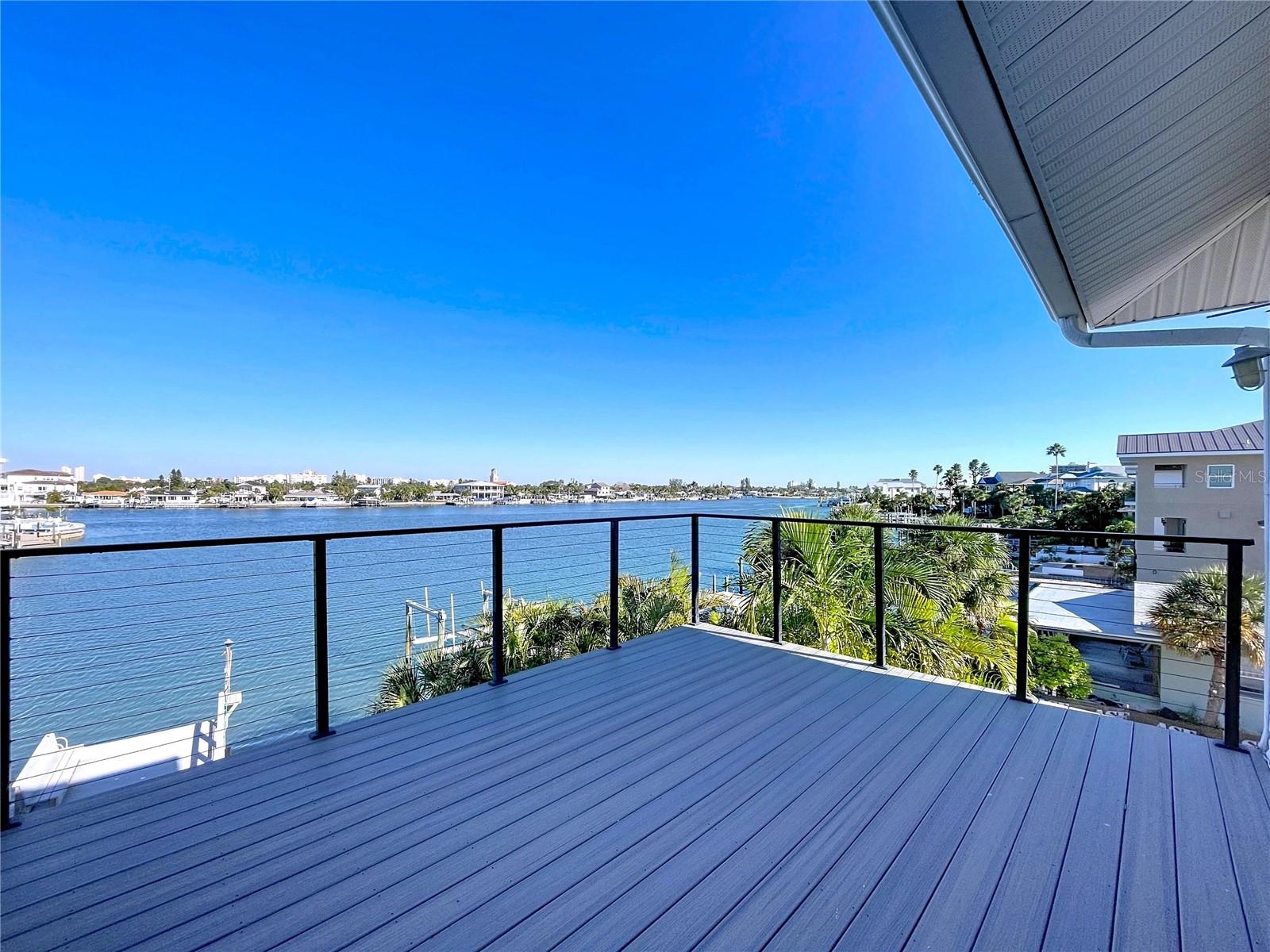 8485 BLIND PASS DR, TREASURE ISLAND, FL, 33706