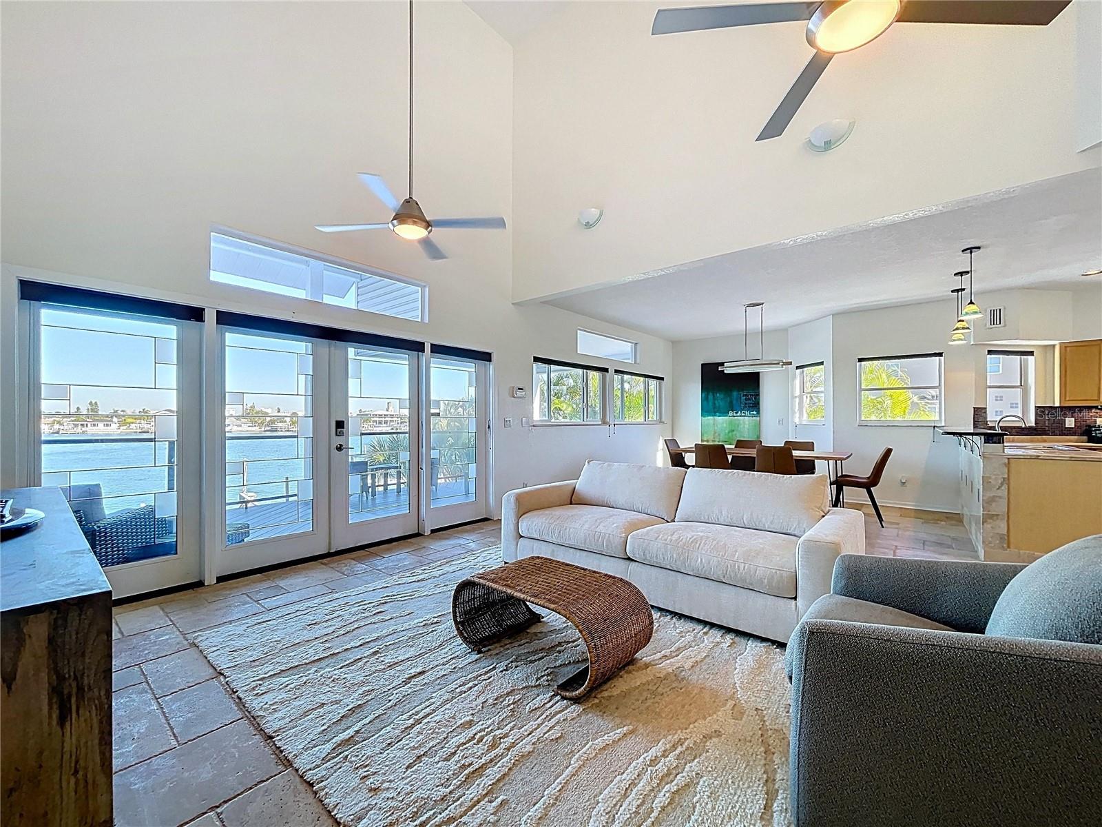 8485 BLIND PASS DR, TREASURE ISLAND, FL, 33706