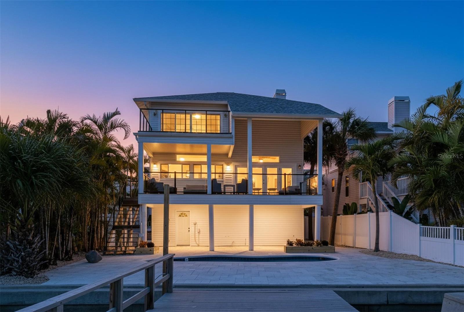 8485 BLIND PASS DR, TREASURE ISLAND, FL, 33706