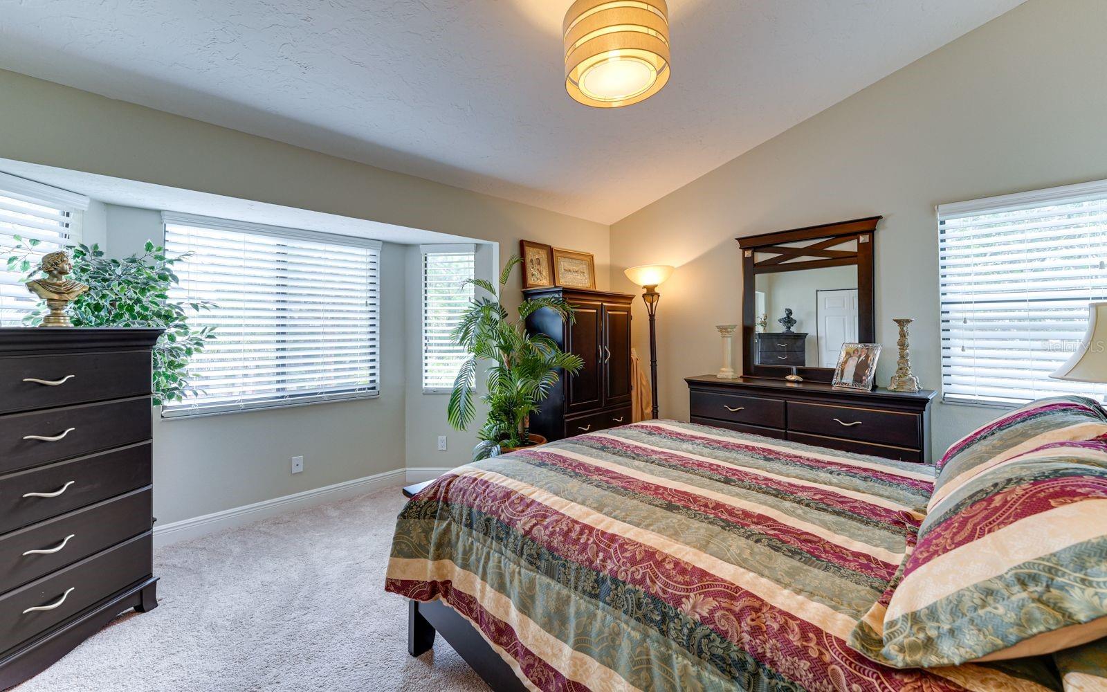5369 LAKE ARROWHEAD TRL #17A, SARASOTA, FL, 34231