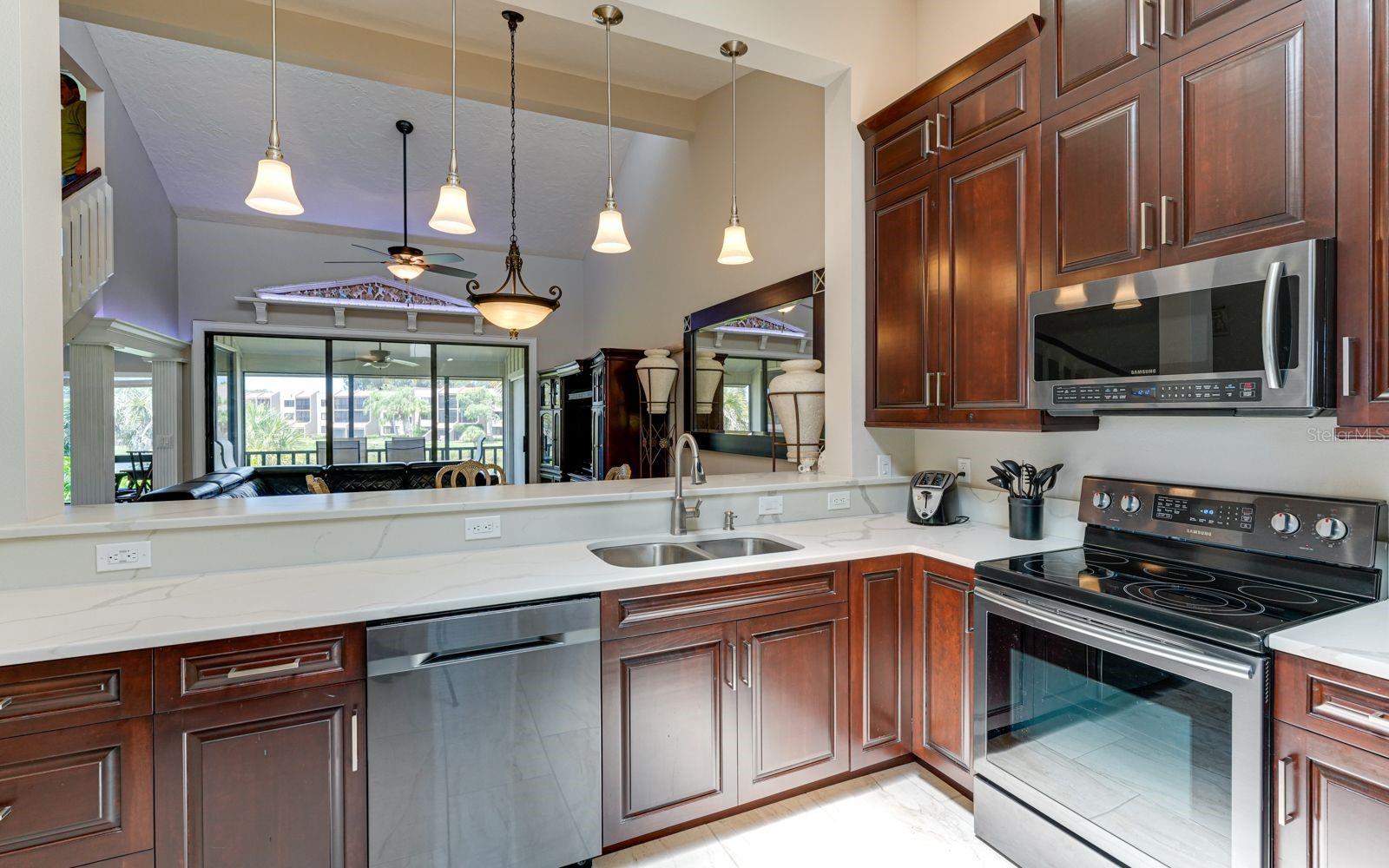 5369 LAKE ARROWHEAD TRL #17A, SARASOTA, FL, 34231