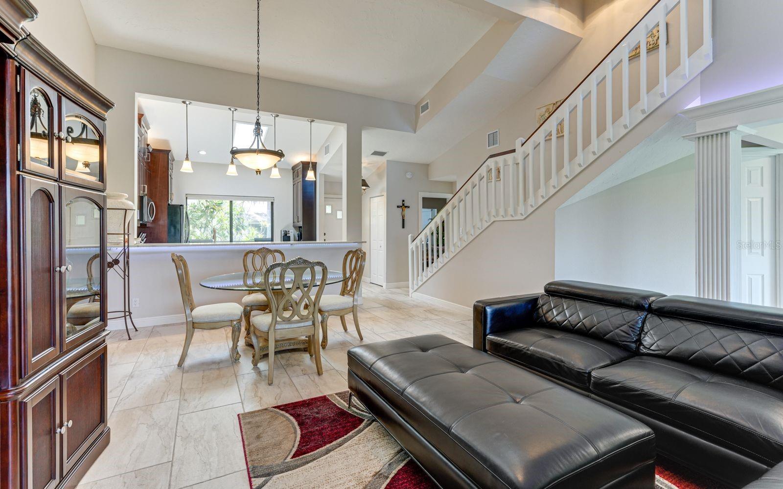 5369 LAKE ARROWHEAD TRL #17A, SARASOTA, FL, 34231