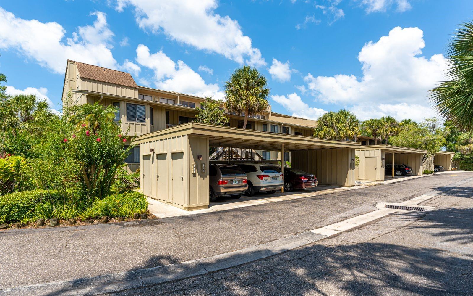 5369 LAKE ARROWHEAD TRL #17A, SARASOTA, FL, 34231