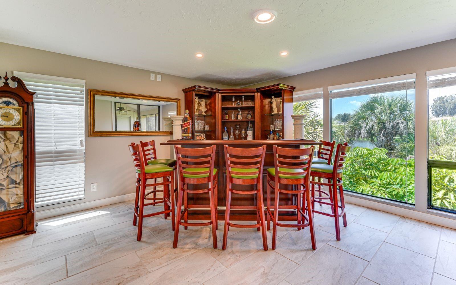 5369 LAKE ARROWHEAD TRL #17A, SARASOTA, FL, 34231