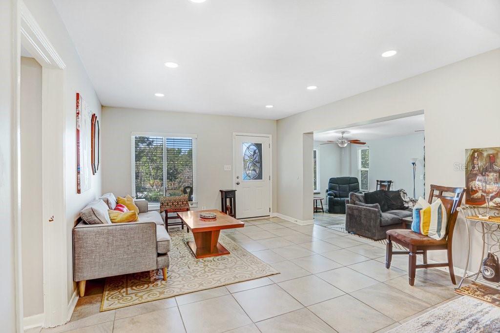 6703 N RIVER BLVD, TAMPA, FL, 33604