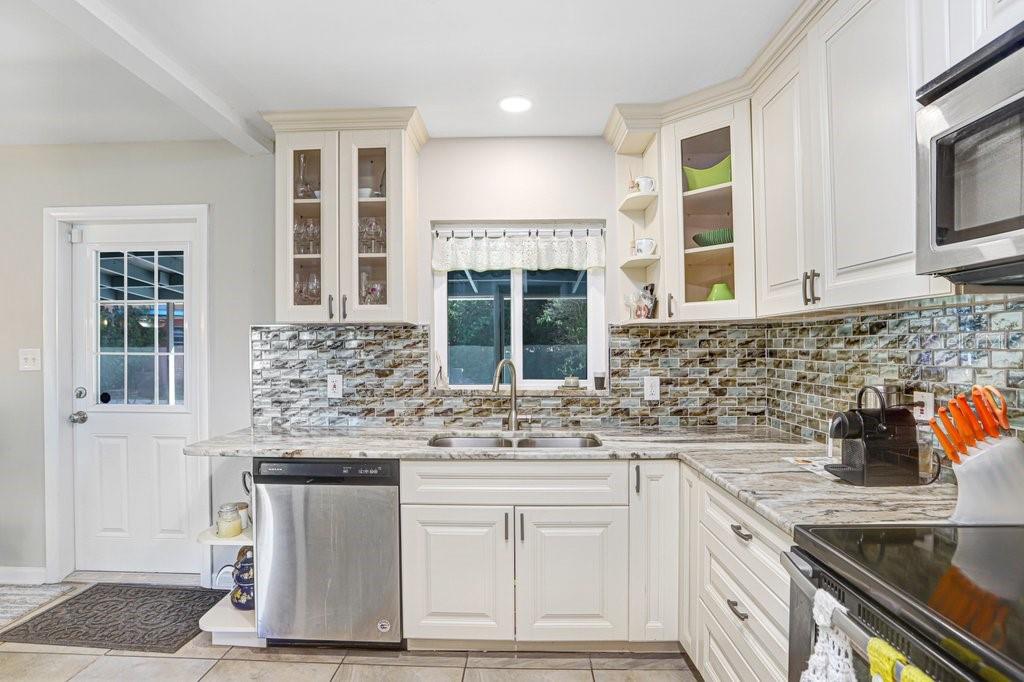 6703 N RIVER BLVD, TAMPA, FL, 33604