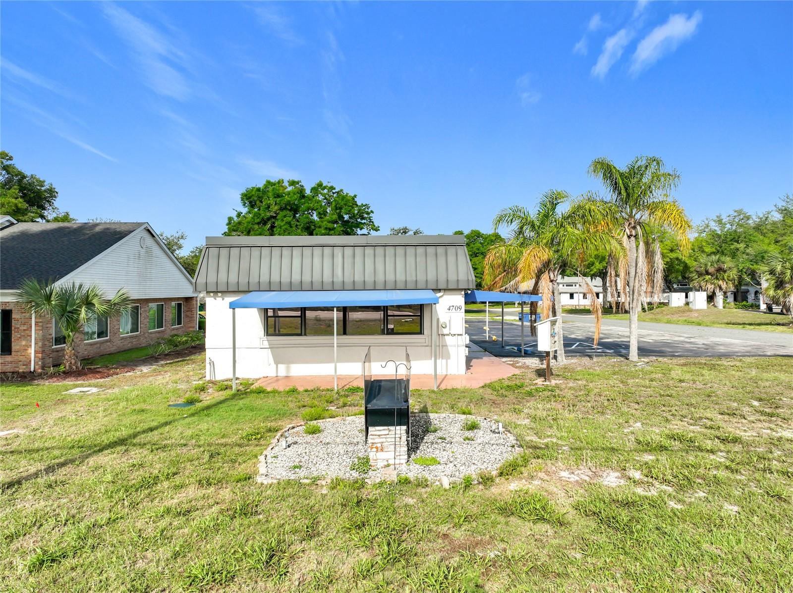 4709 N HIGHWAY 19A, MOUNT DORA, FL, 32757