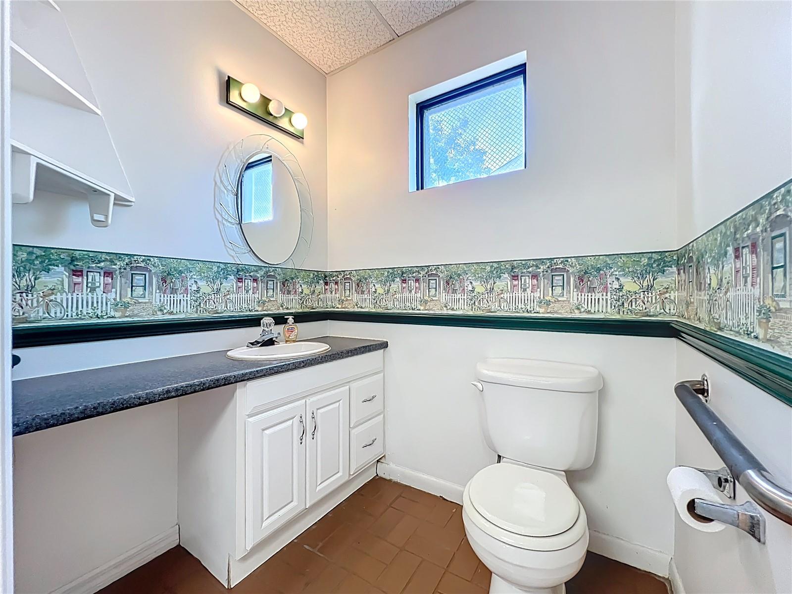 4709 N HIGHWAY 19A, MOUNT DORA, FL, 32757