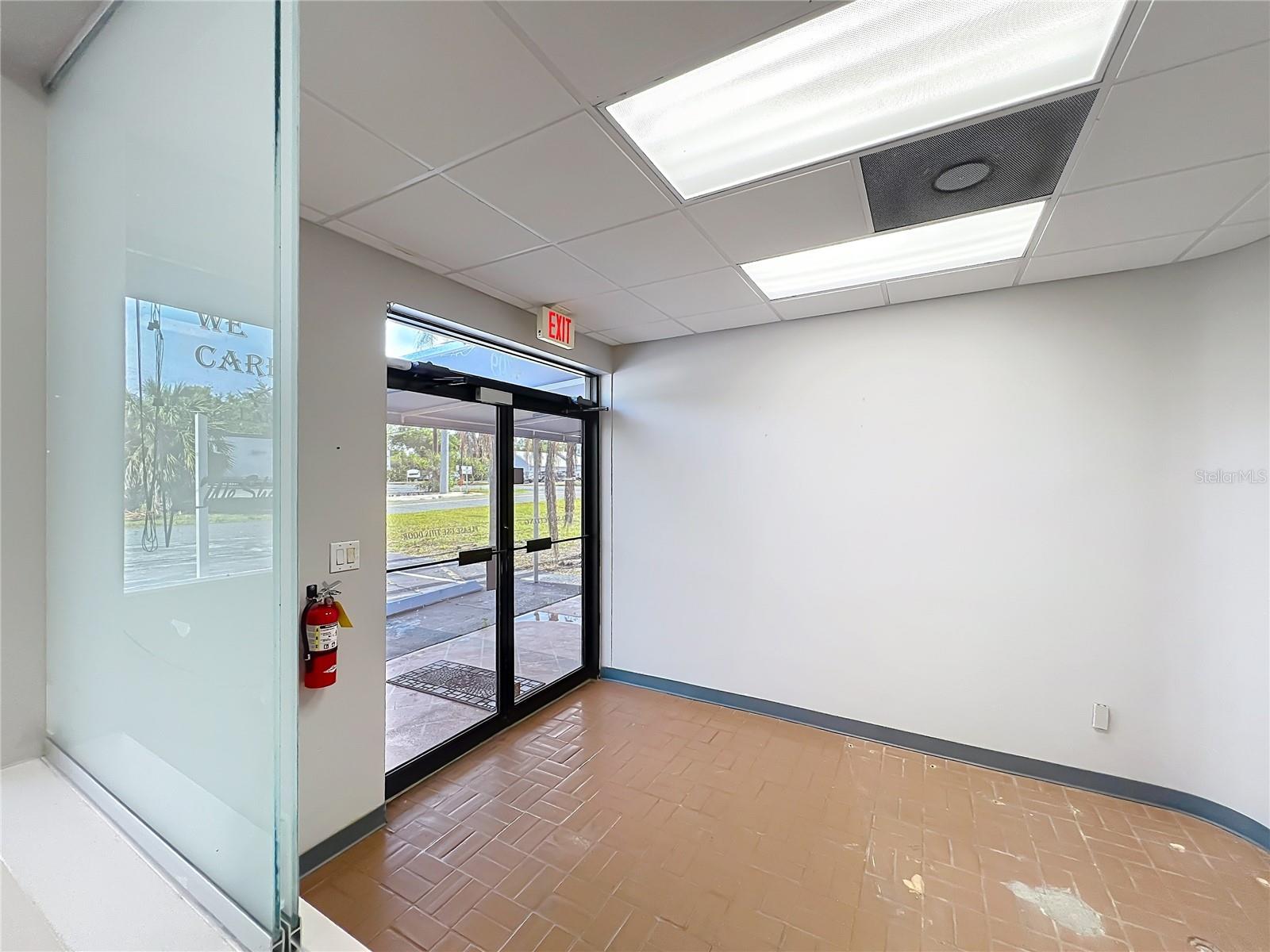 4709 N HIGHWAY 19A, MOUNT DORA, FL, 32757