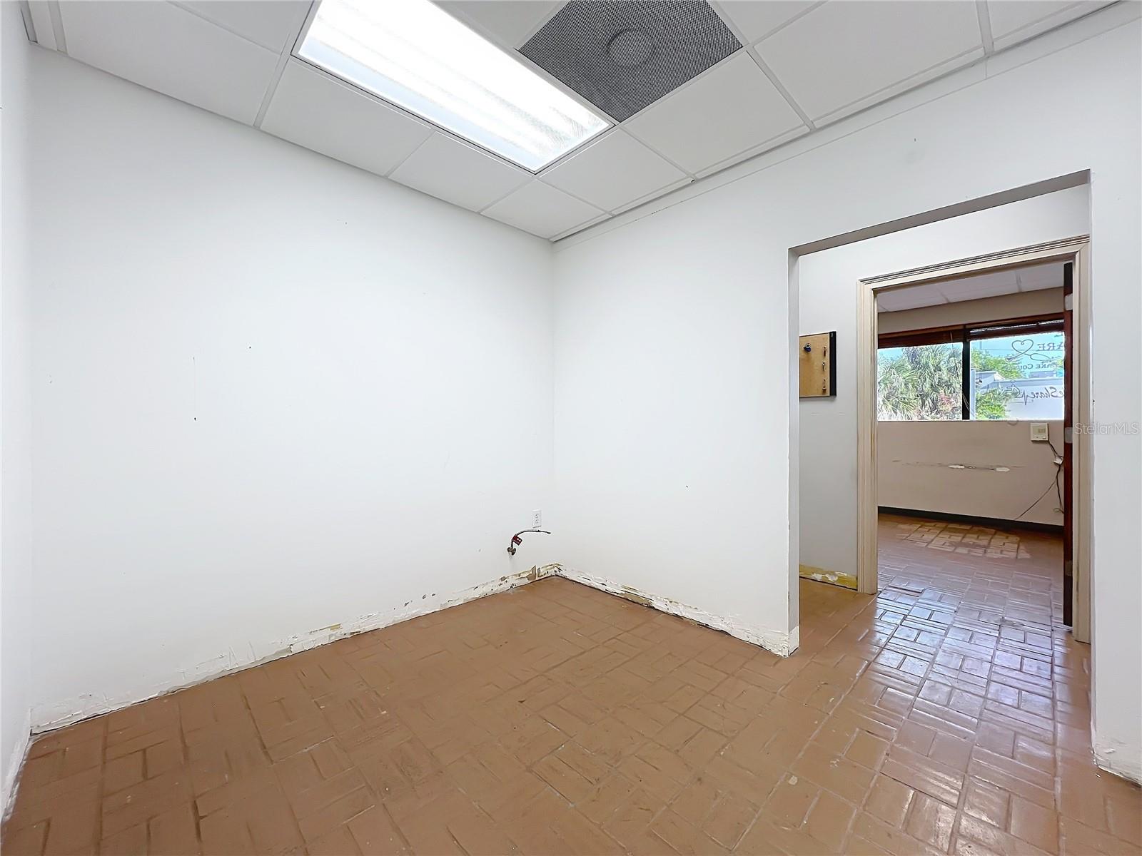 4709 N HIGHWAY 19A, MOUNT DORA, FL, 32757