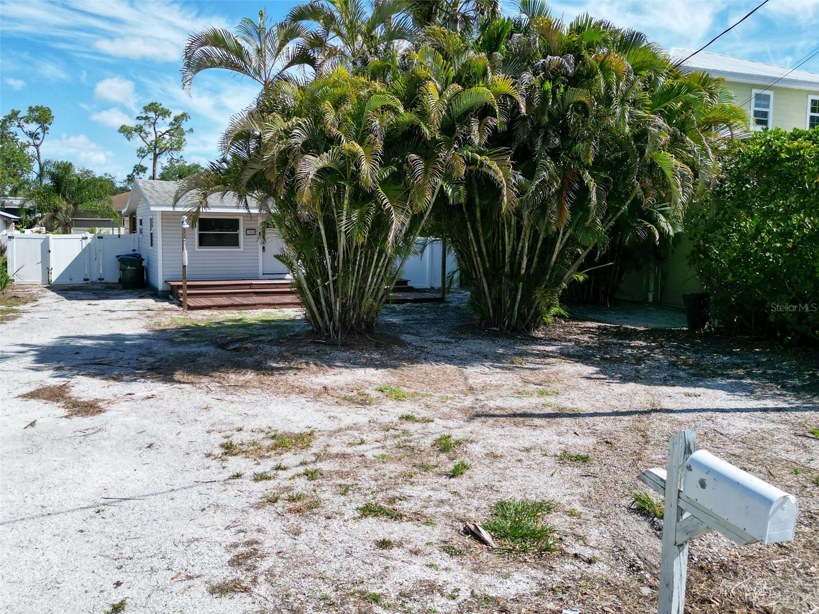 1885 VAMO WAY, SARASOTA, FL, 34231