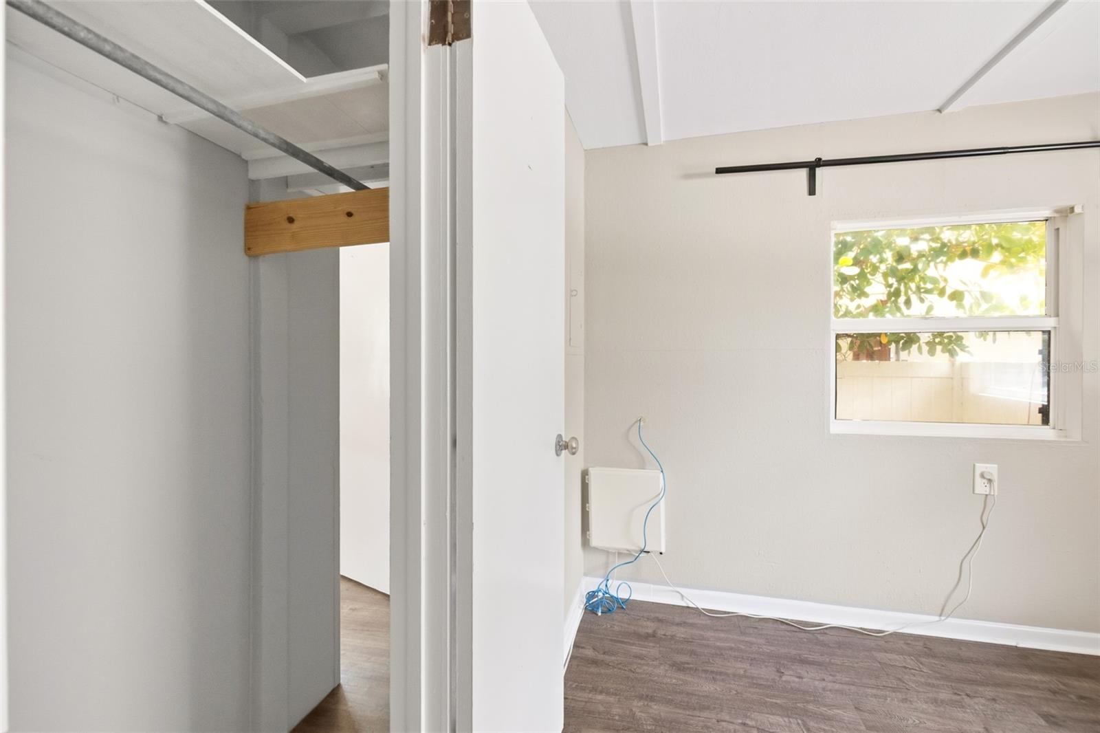 1885 VAMO WAY, SARASOTA, FL, 34231