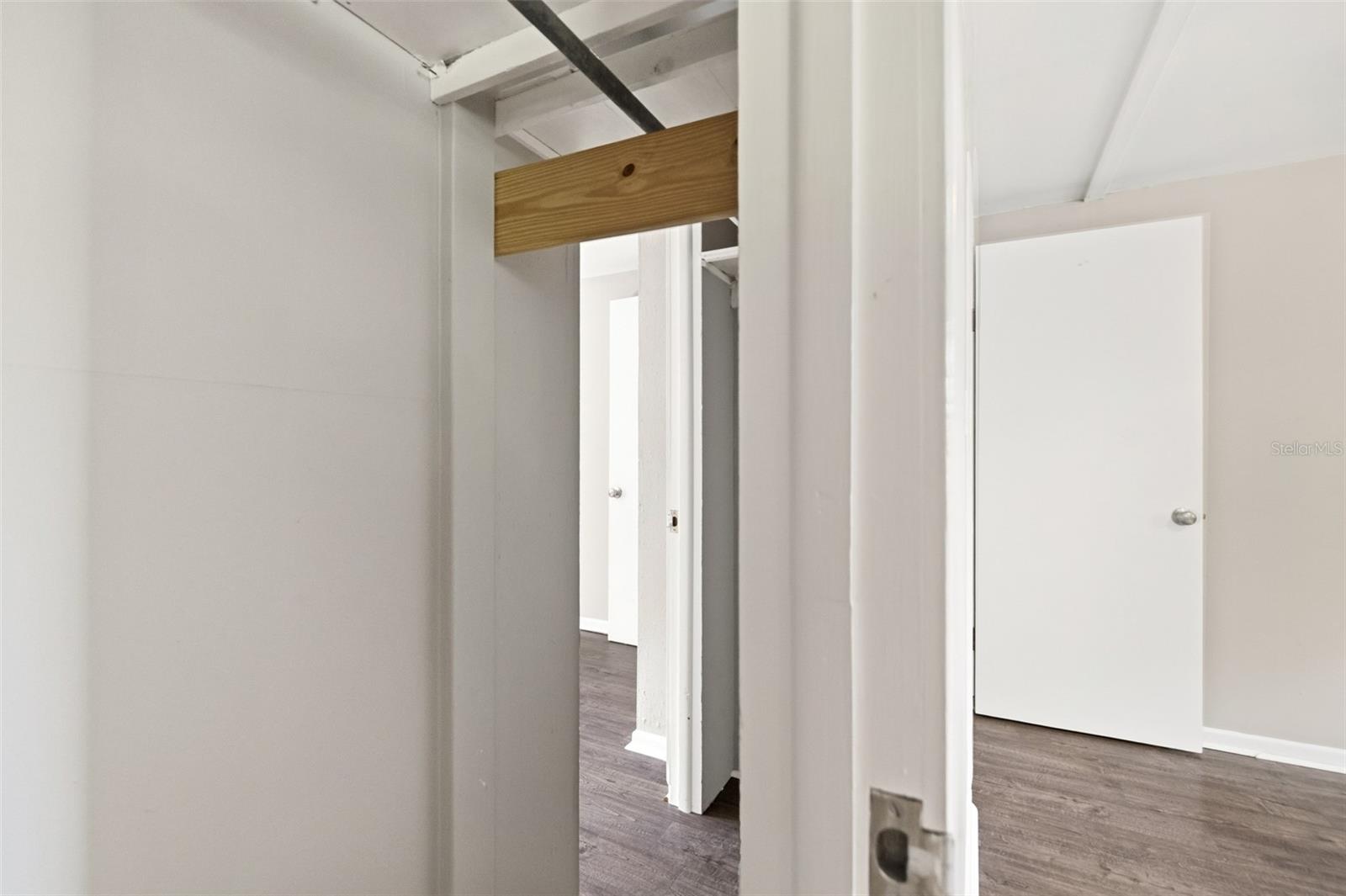 1885 VAMO WAY, SARASOTA, FL, 34231