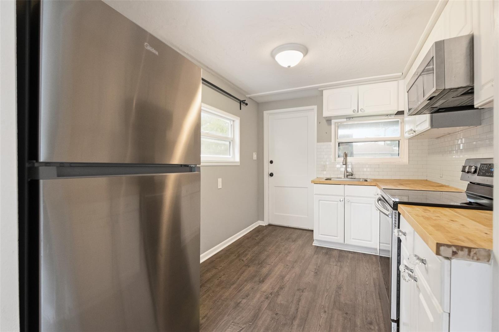 1885 VAMO WAY, SARASOTA, FL, 34231