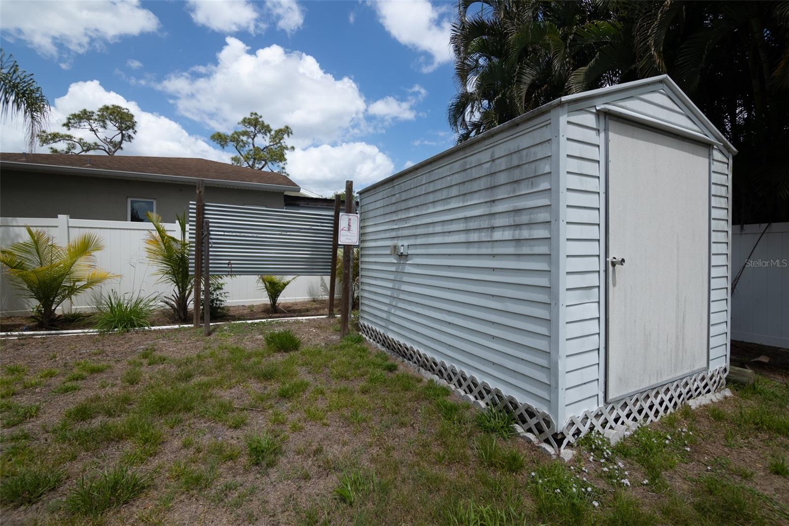 1885 VAMO WAY, SARASOTA, FL, 34231