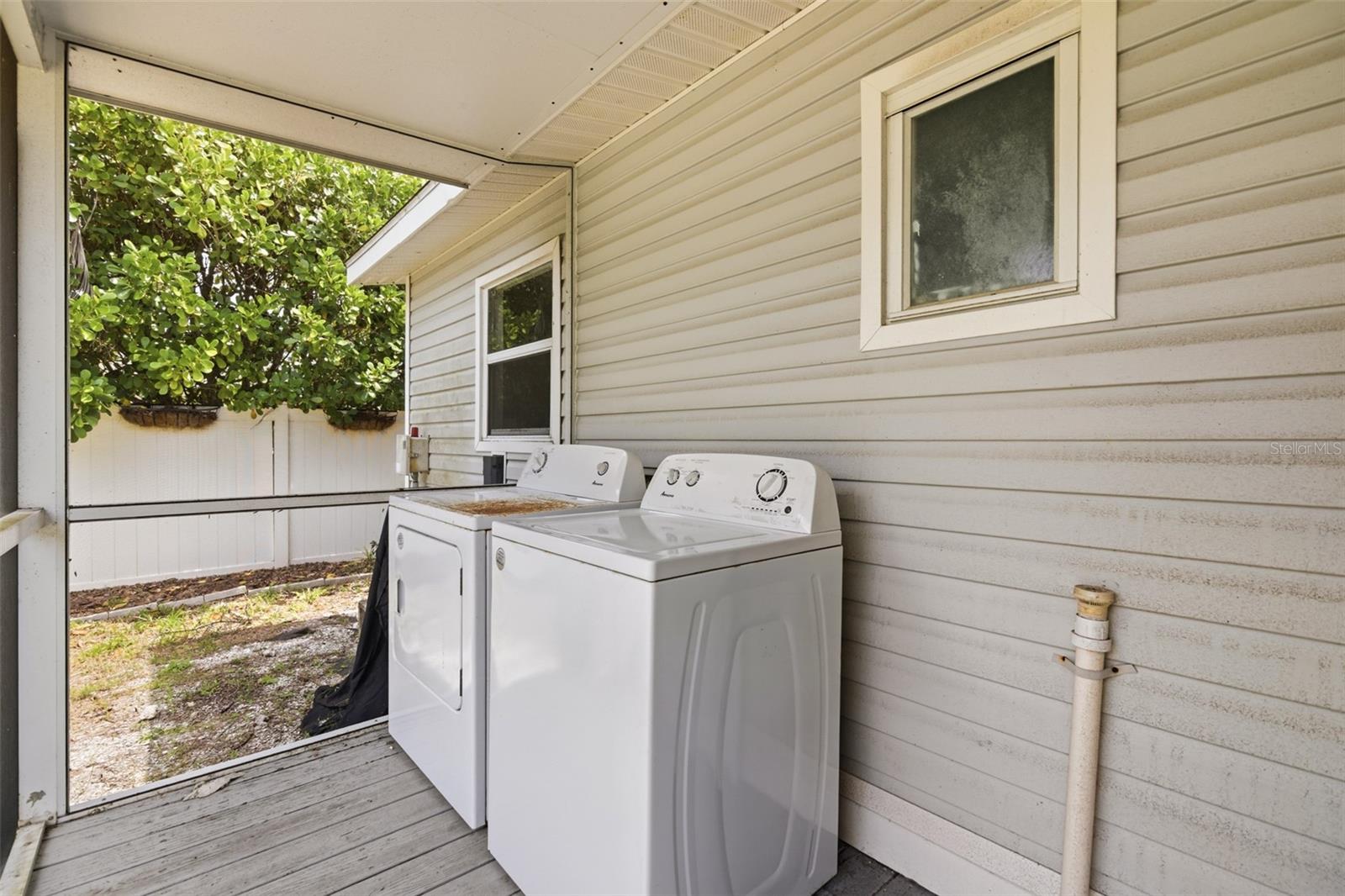 1885 VAMO WAY, SARASOTA, FL, 34231