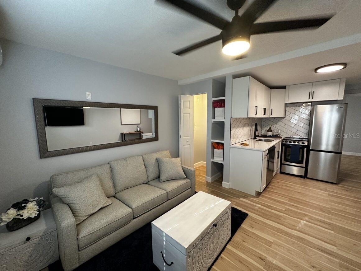 121 18TH AVE N, ST PETERSBURG, FL, 33704