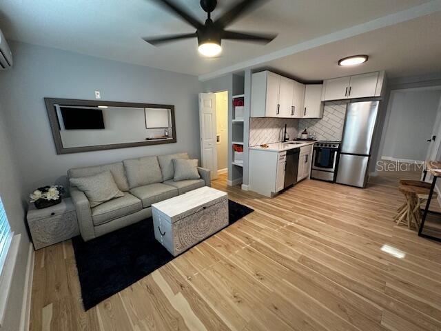 121 18TH AVE N, ST PETERSBURG, FL, 33704