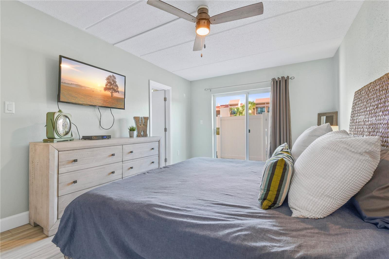 8911 BLIND PASS RD #121, ST PETE BEACH, FL, 33706