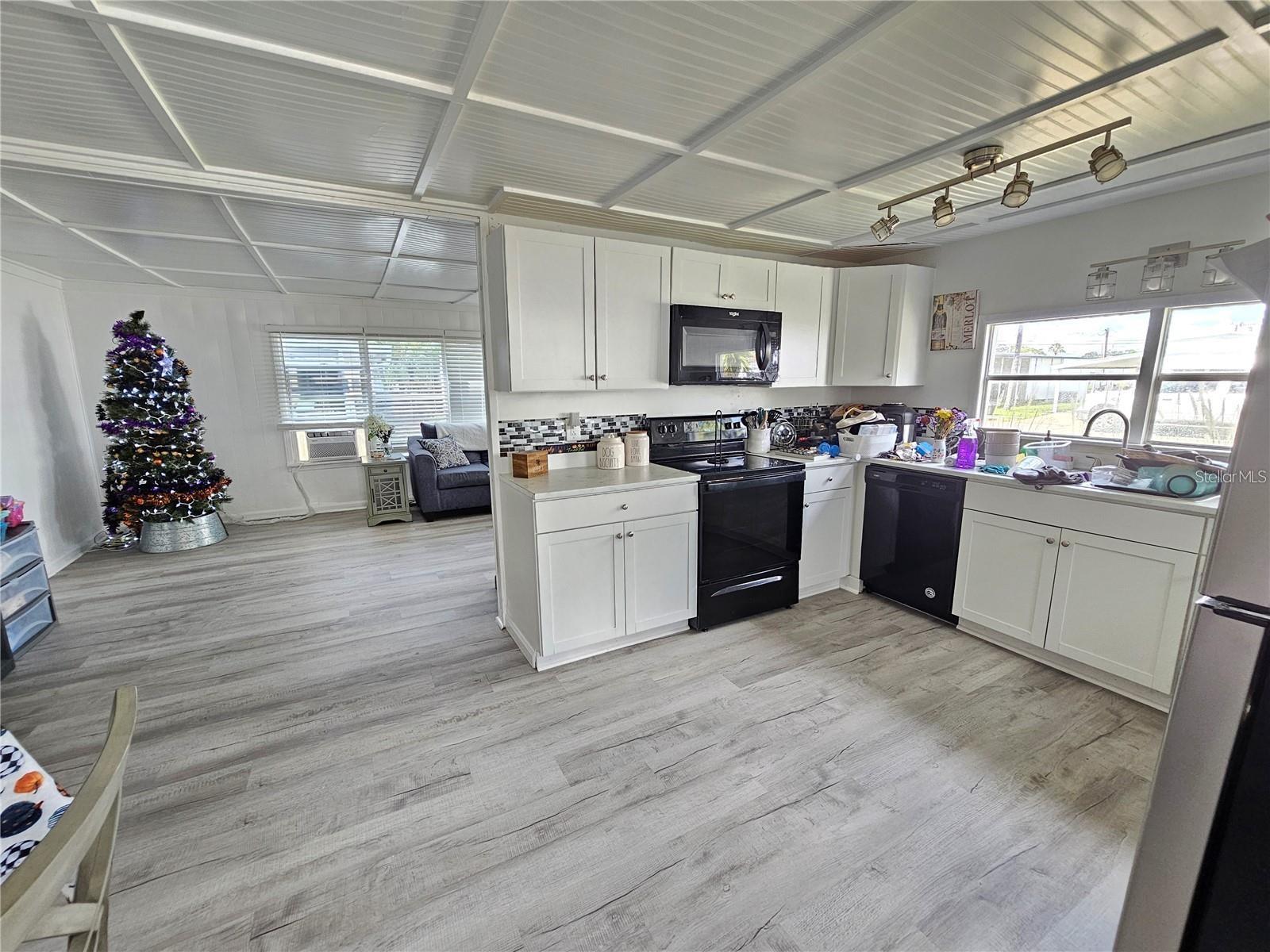 321 4TH ST W, PALMETTO, FL, 34221