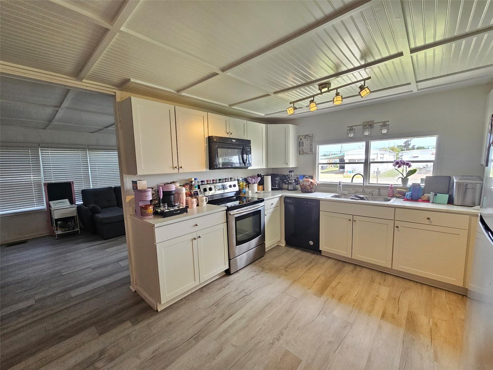 321 4TH ST W, PALMETTO, FL, 34221