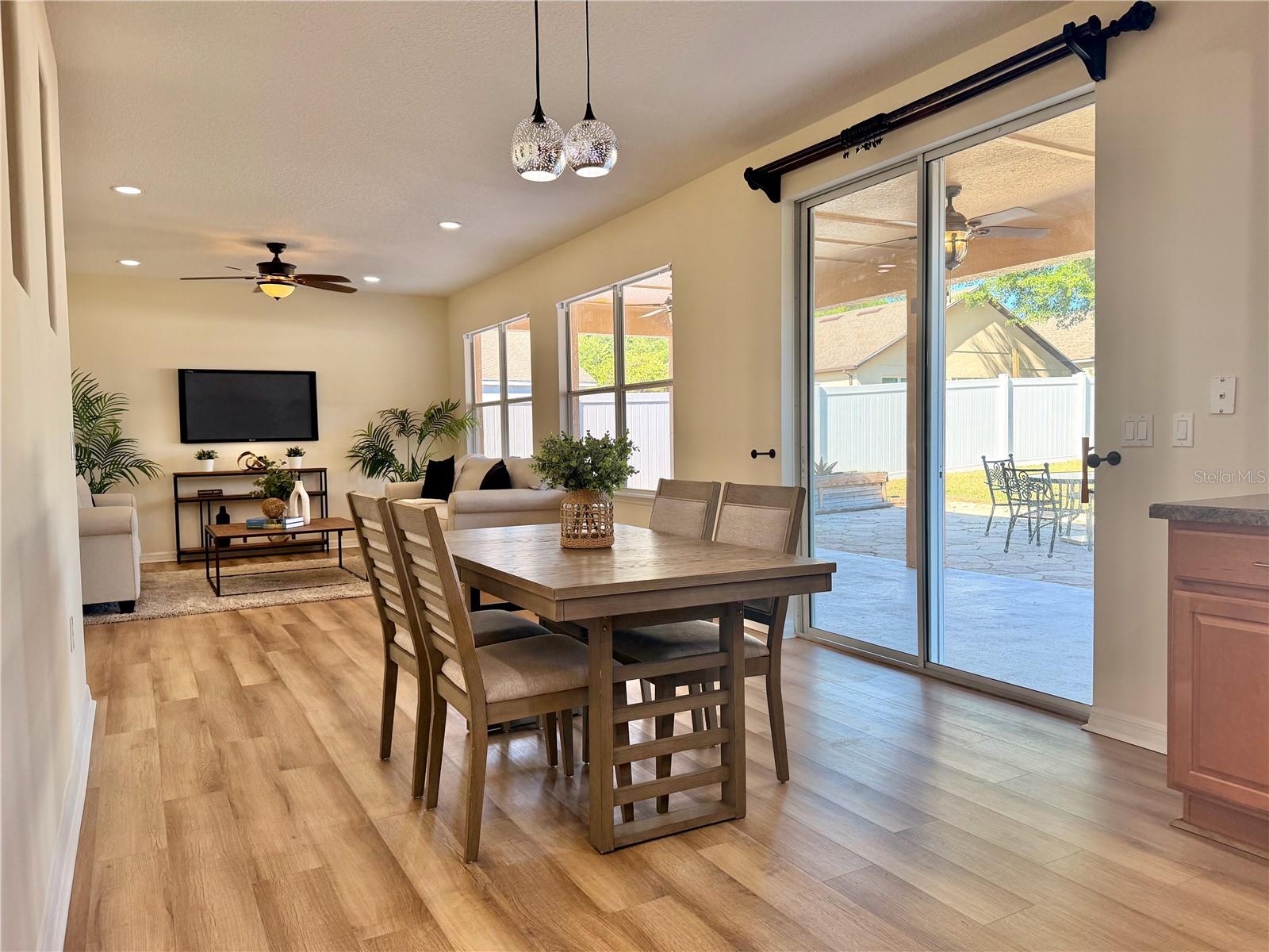 25012 CHIPSHOT CT, SORRENTO, FL, 32776