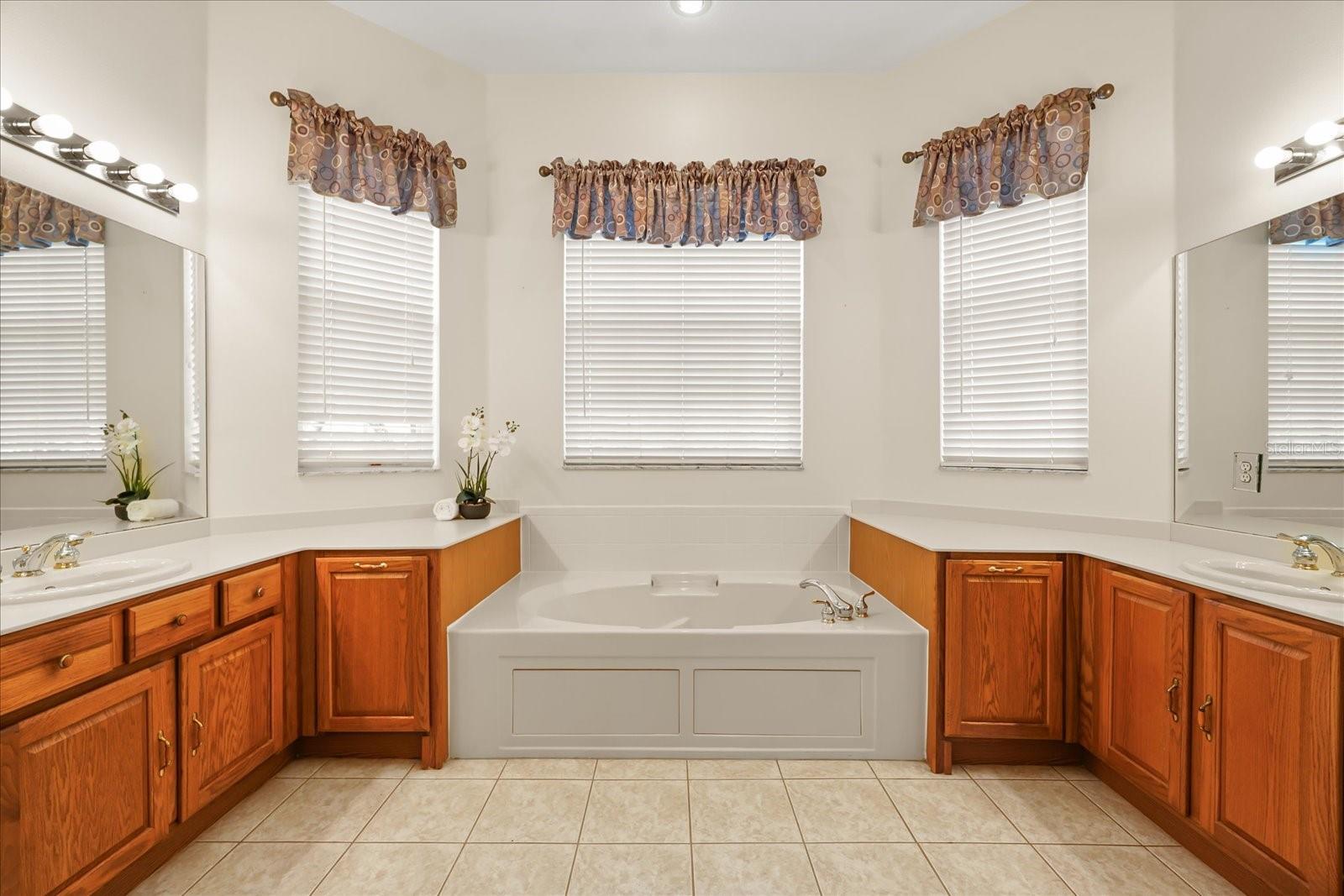 244 LARGO DR, KISSIMMEE, FL, 34759