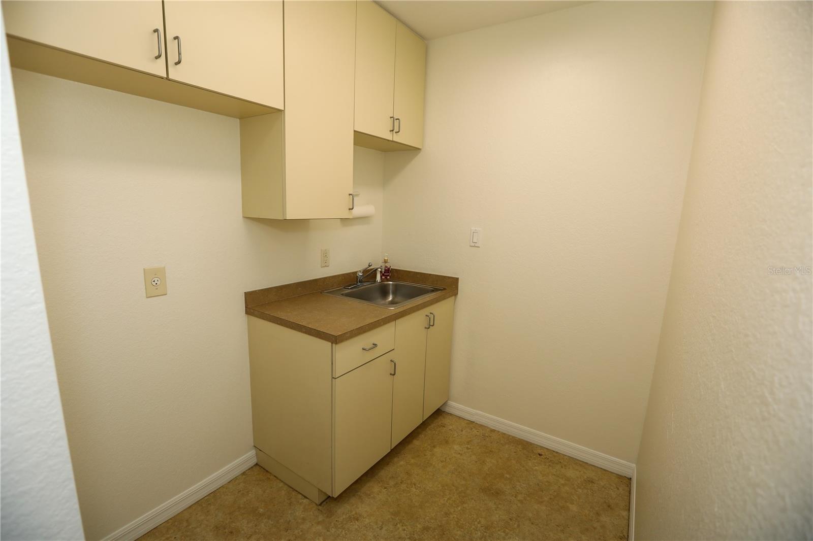 8270 BURNT STORE RD #3, PUNTA GORDA, FL, 33950