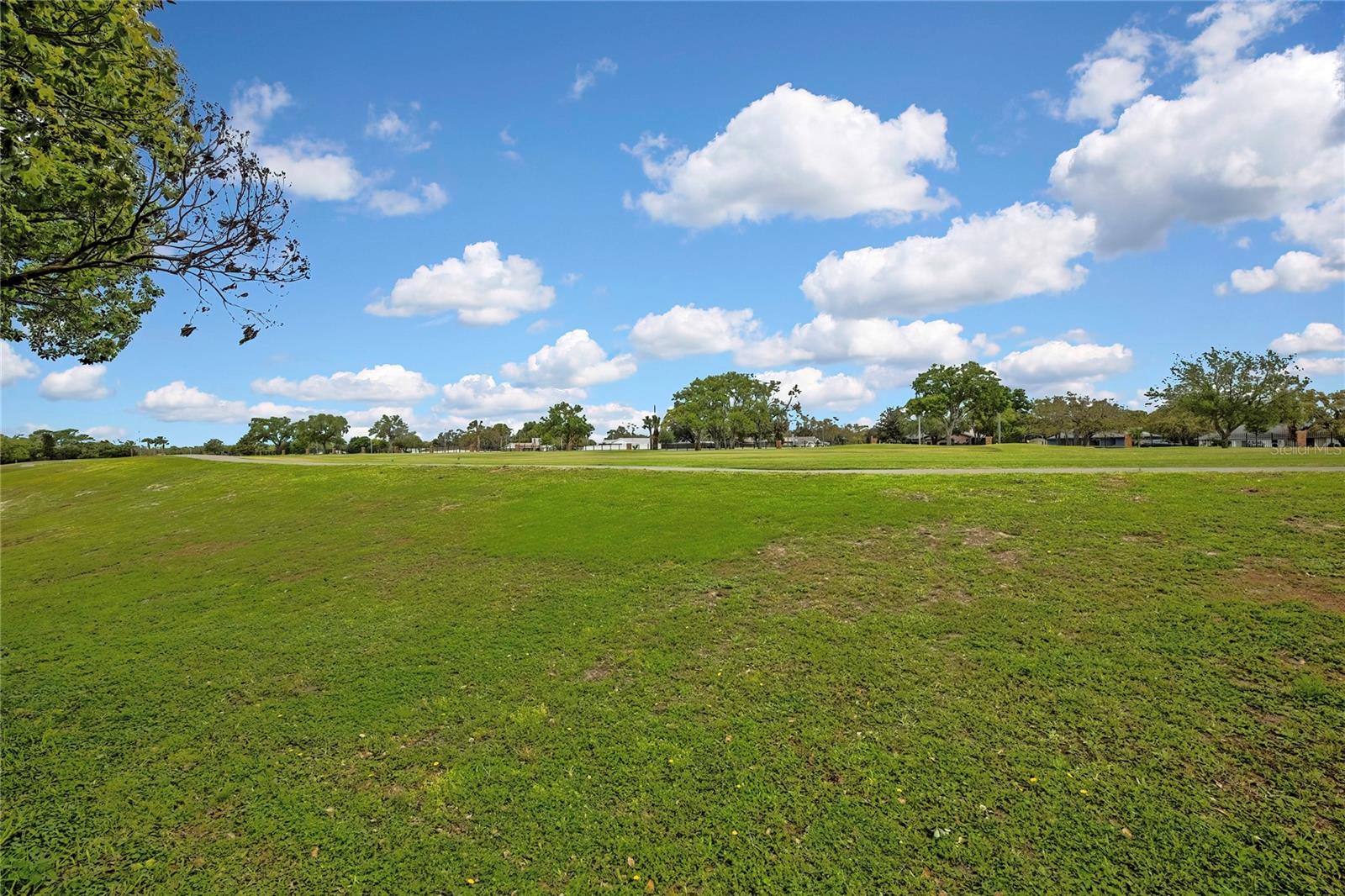 11203 SUN TREE RD, HUDSON, FL, 34667